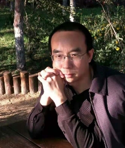 王立.jpeg
